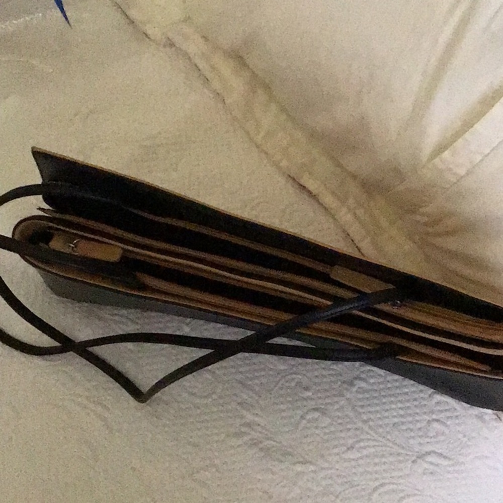 Bag - Picture 2 of 3